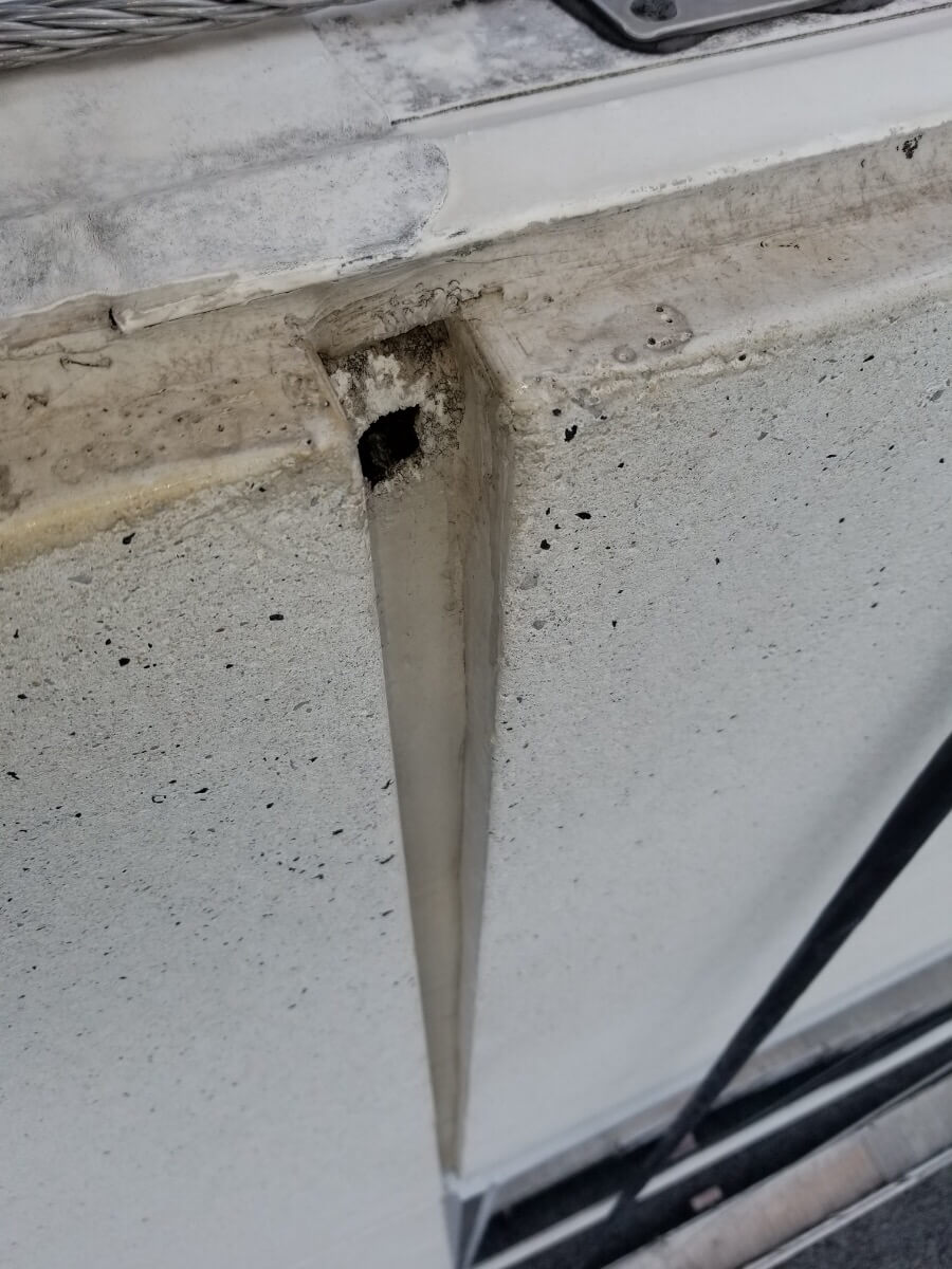 Darden-HQ-office-building-Orlando-FL-water-intrusion-failed-caulking