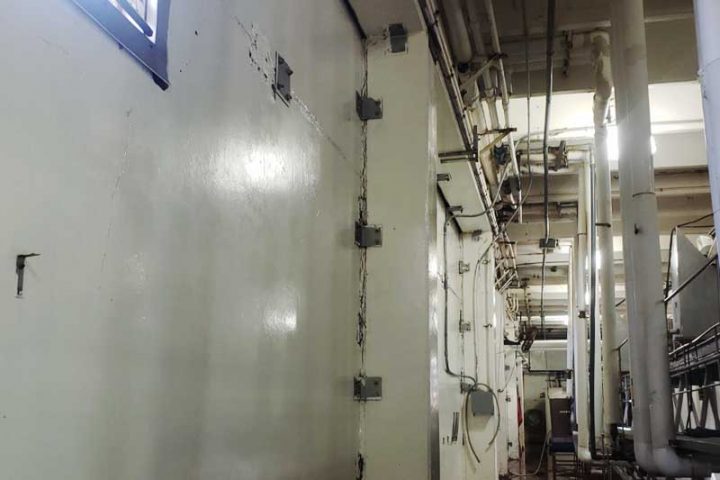 Cracked concrete joint prior to caulking services