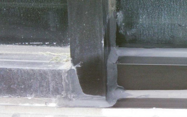 Hard Water Stains on Window Frames Before and After