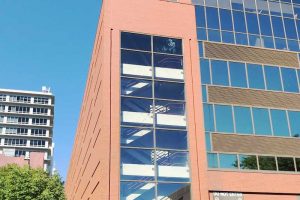 Exterior caulking contractor at a commercial building in Fort Wayne, IN