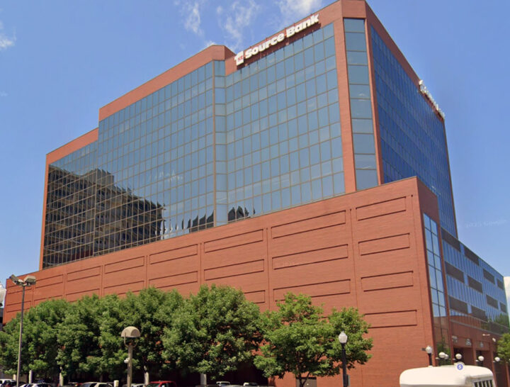 Building facade window caulking and waterproofing in Fort Wayne, IN