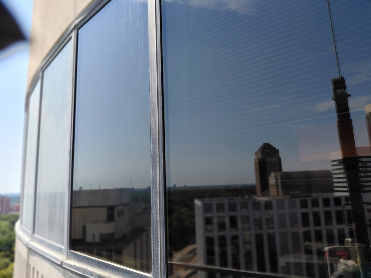 wet-glazing-glass-to-metal-joints-st-louis-mo