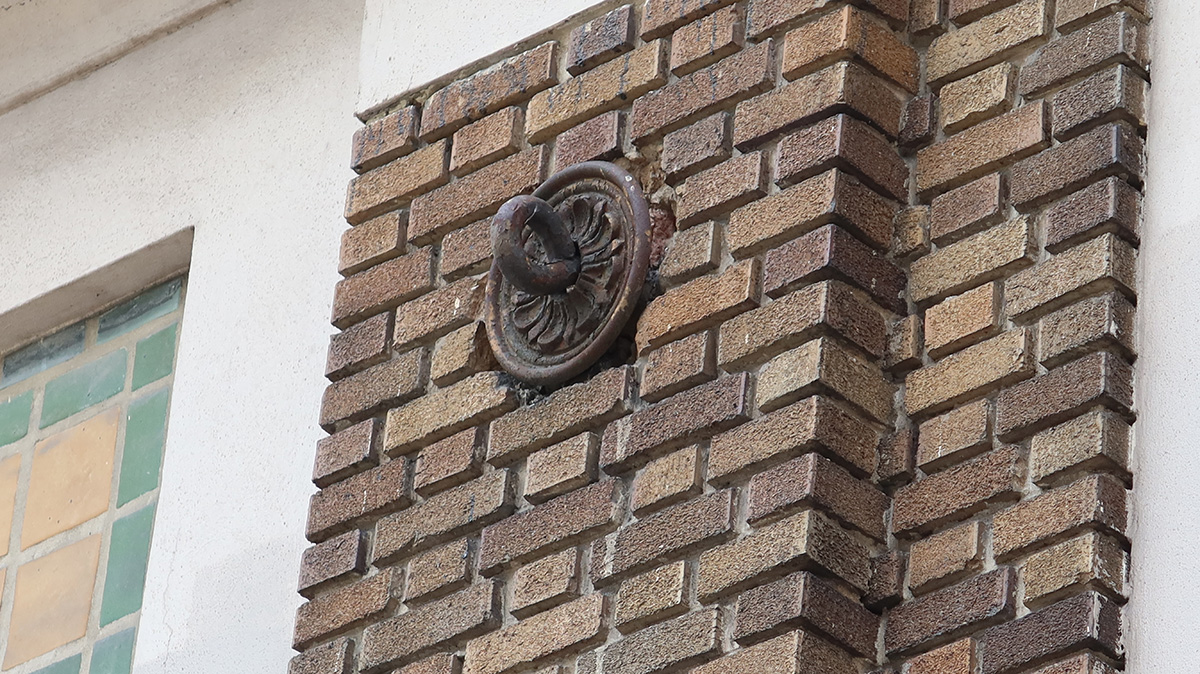 Brick and masonry restoration at a historic commercial building in Orlando, FL