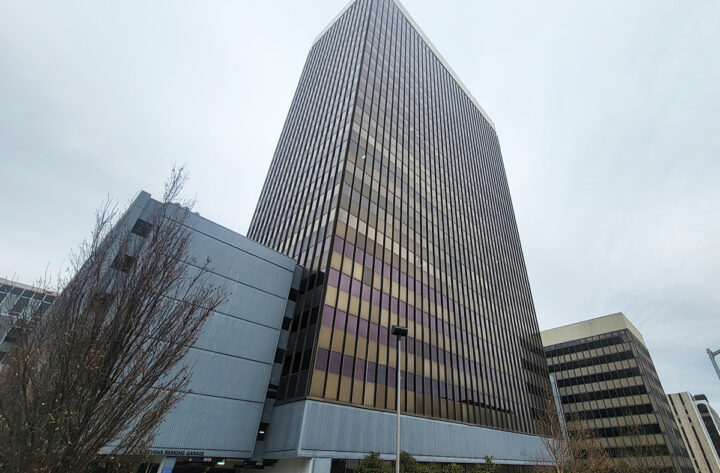 Exterior caulking and waterproofing services at a commercial building in St. Louis, MO