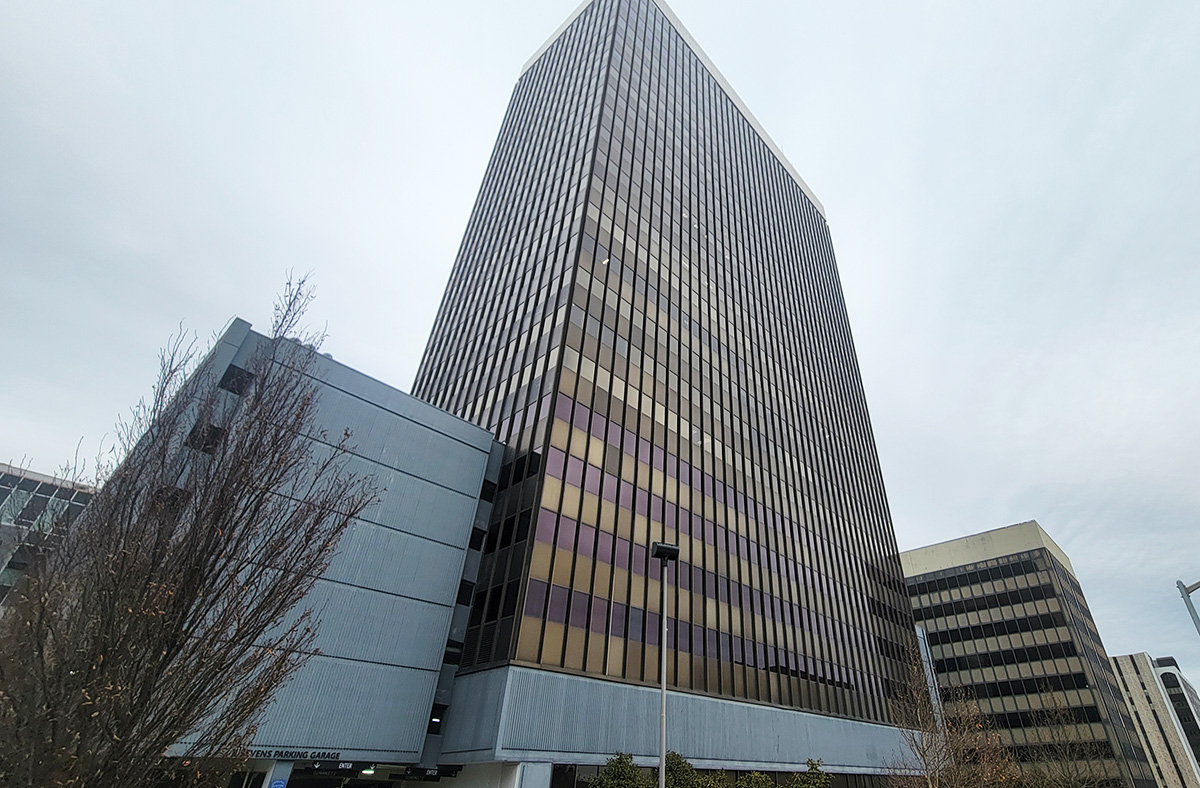 Exterior caulking and waterproofing services at a commercial building in St. Louis, MO