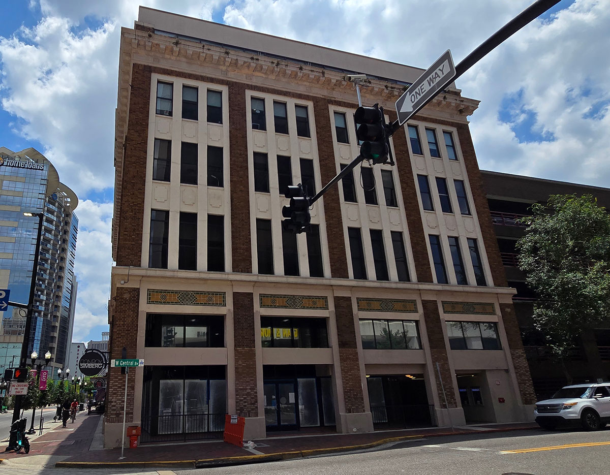 Historic brick tuckpointing at a commercial building in Orlando, FL