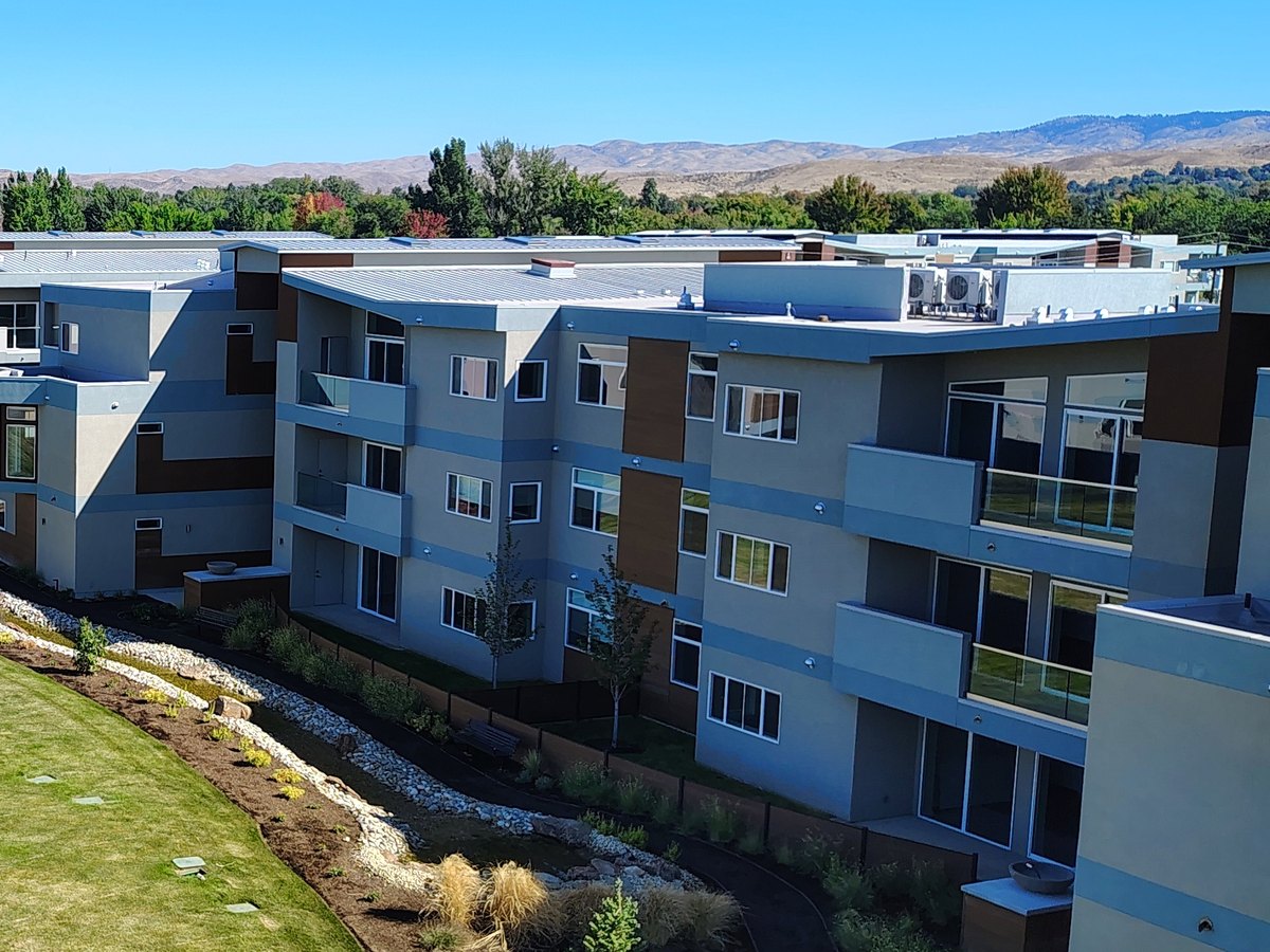 Multifamily caulking and waterproofing at an apartment building in Boise, ID